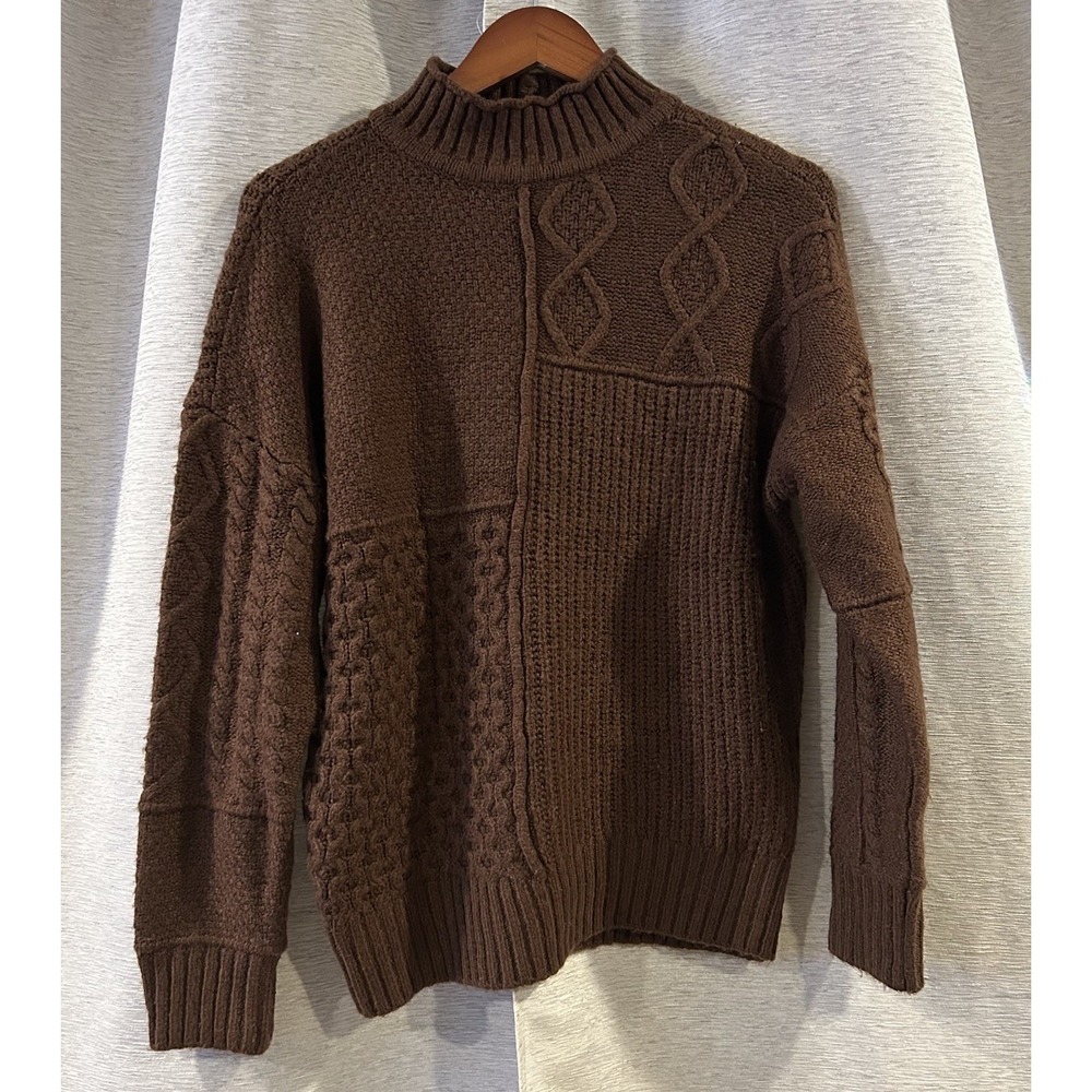American Eagle Sweater Women's XS Mock Neck‎ Knit Style sweater Brown Fall